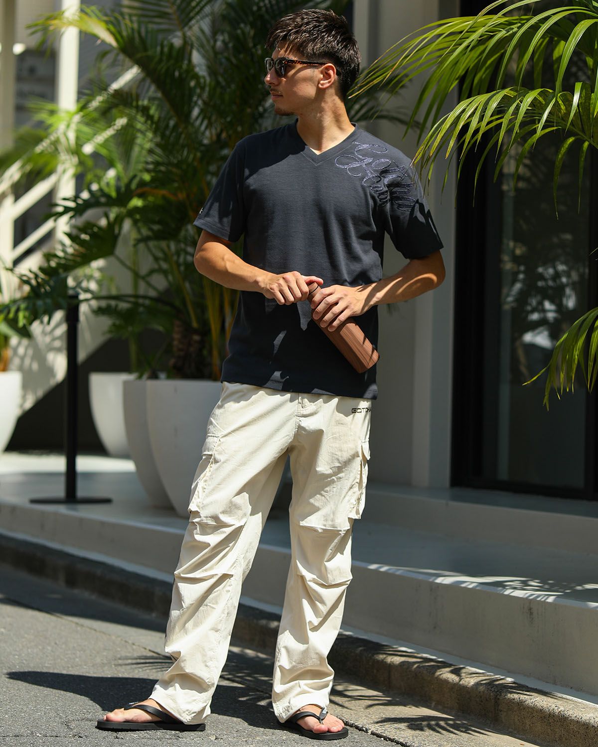 チャコール:180cm70kg(Lサイズ着用)