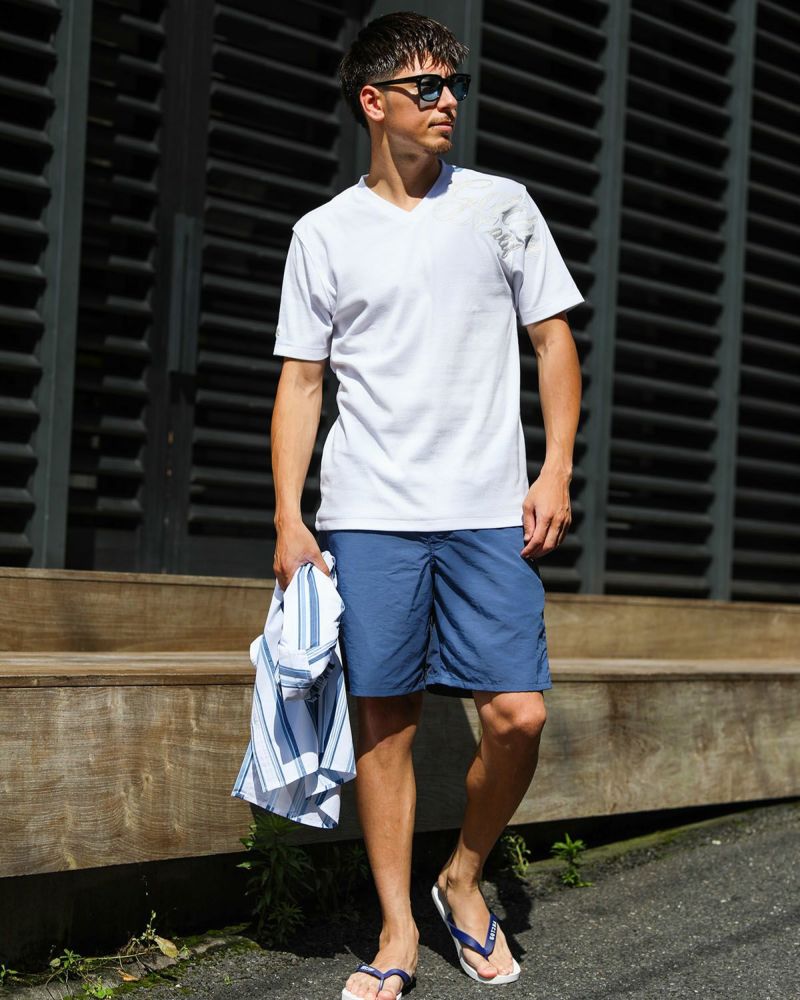 ホワイト:180cm70kg(Lサイズ着用)