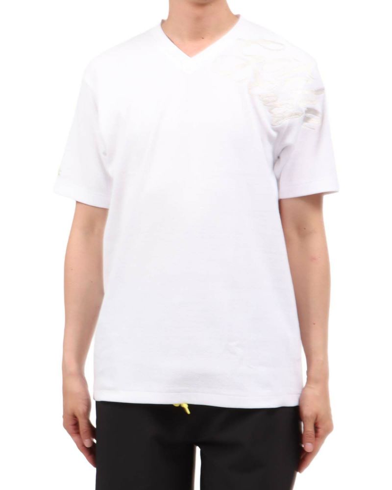 ホワイト：174cm62kg(Lサイズ着用)