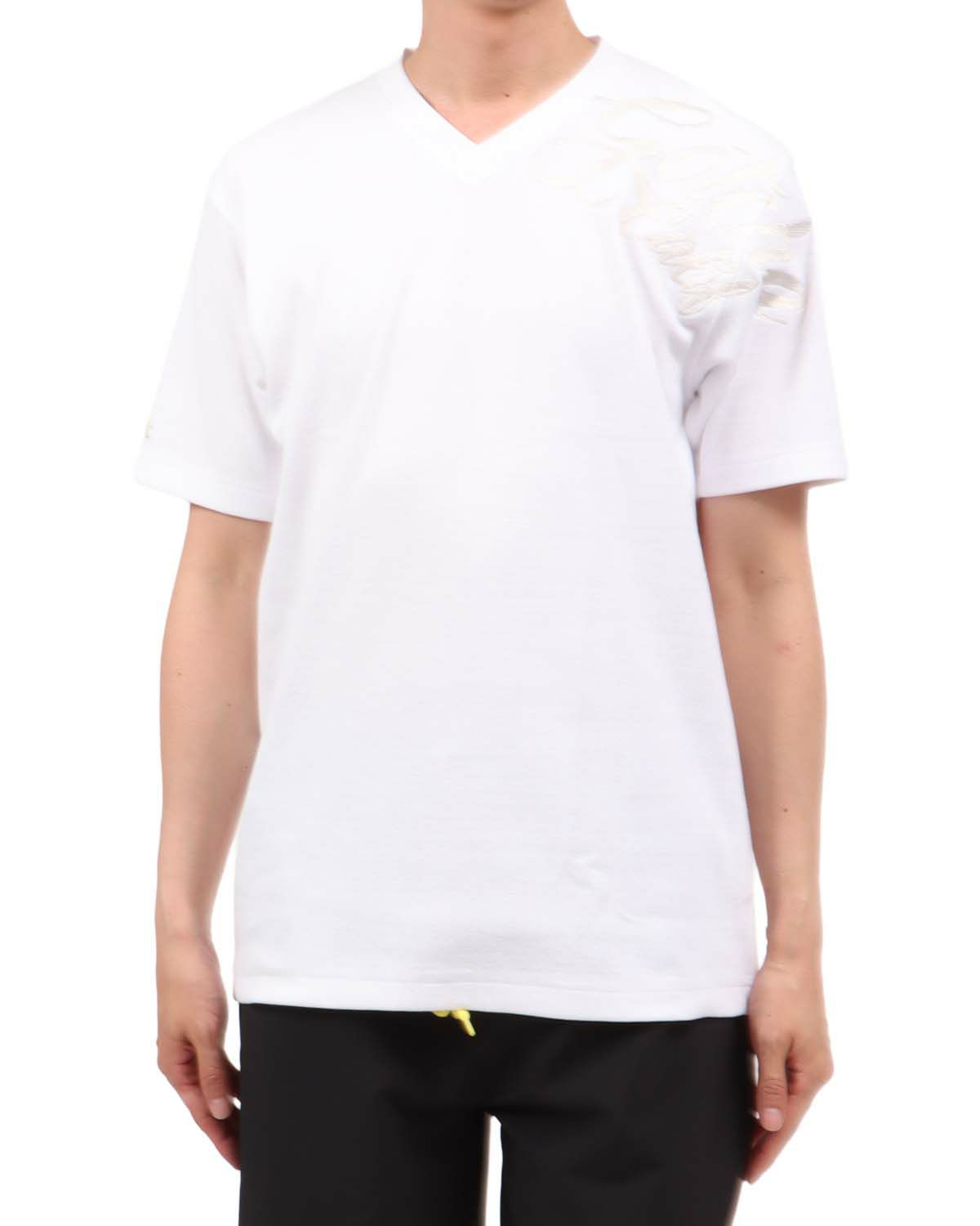 ホワイト：174cm62kg(Lサイズ着用)