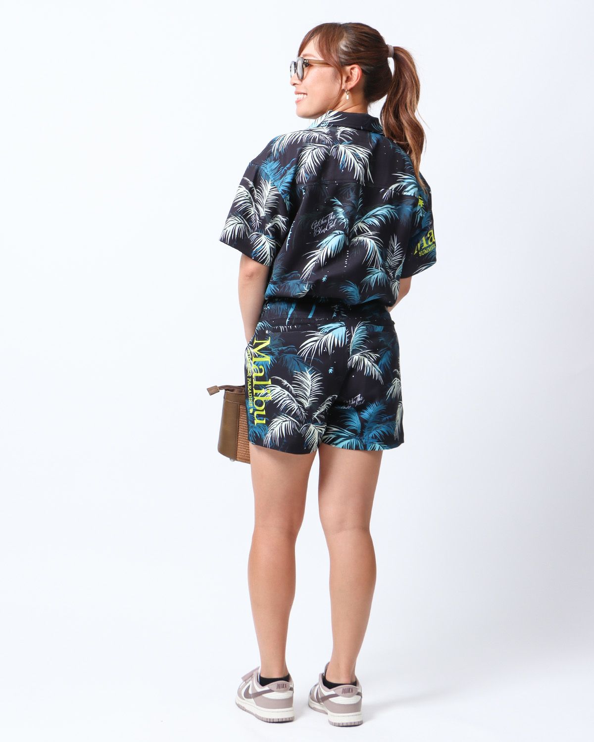 ブラック：157cm(Ｓサイズ着用)