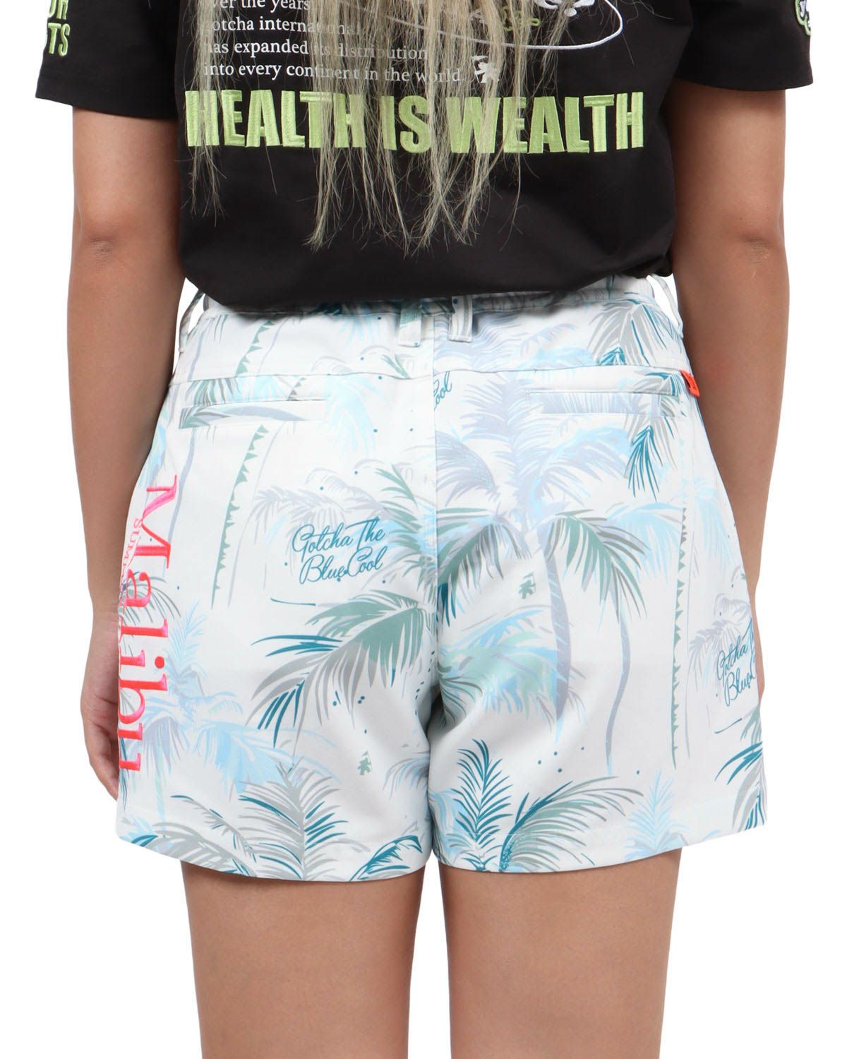 ホワイト：167cm(Lサイズ着用)