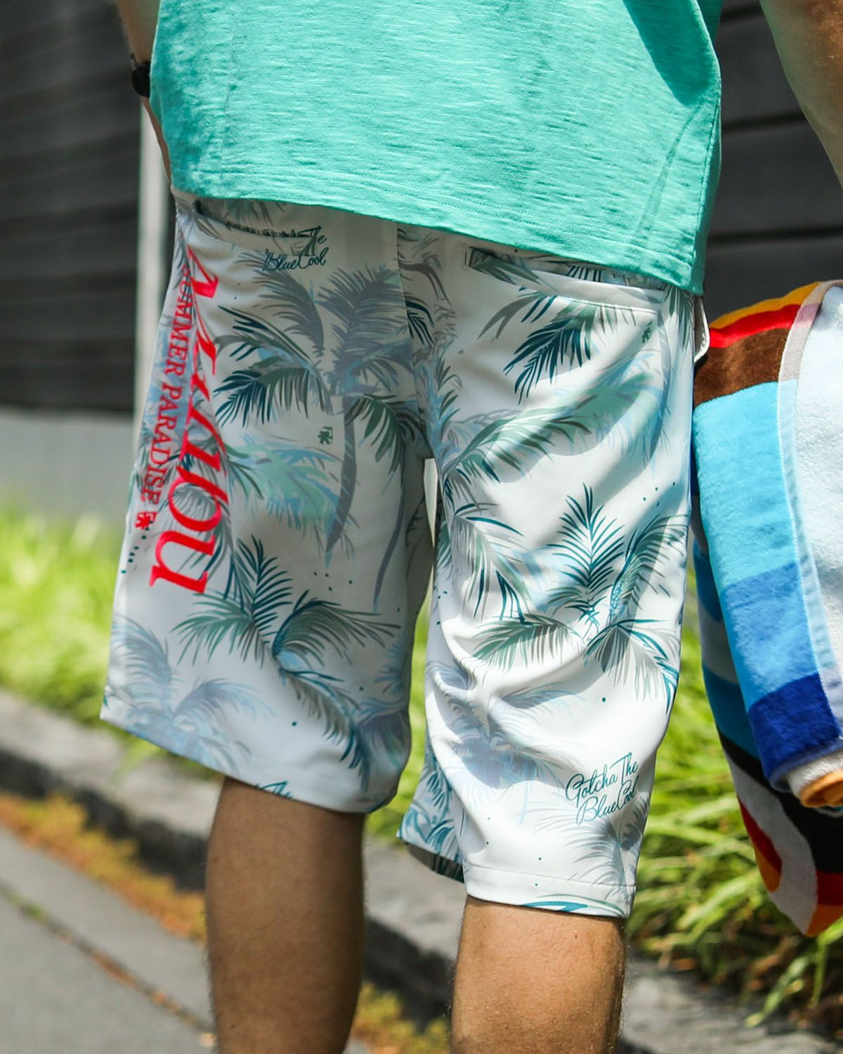 ホワイト：183cm/70kg(Lサイズ着用)