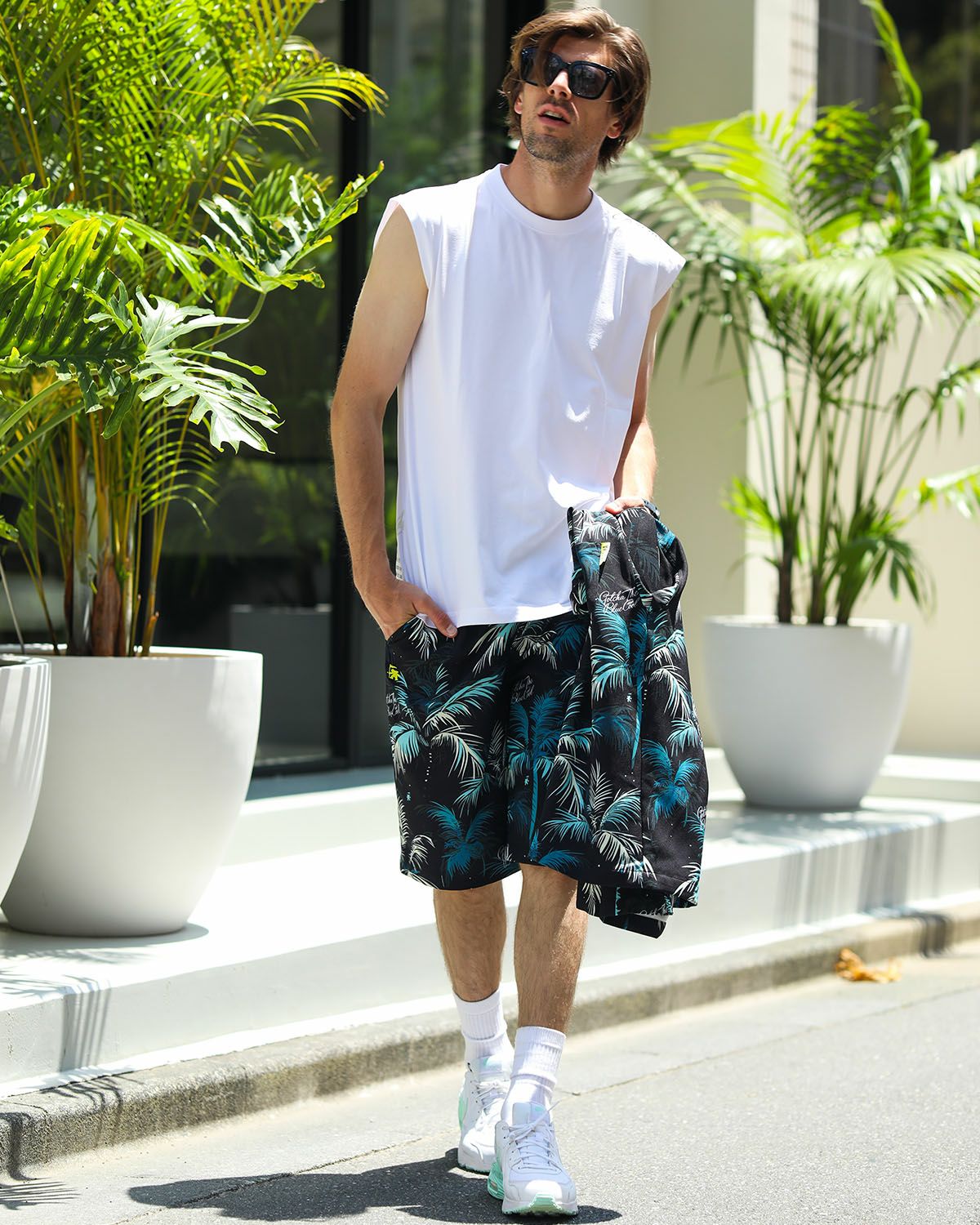 ブラック：183cm/70kg(Lサイズ着用)