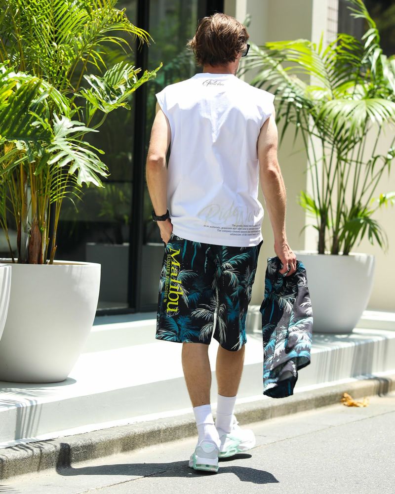 ブラック：183cm/70kg(Lサイズ着用)