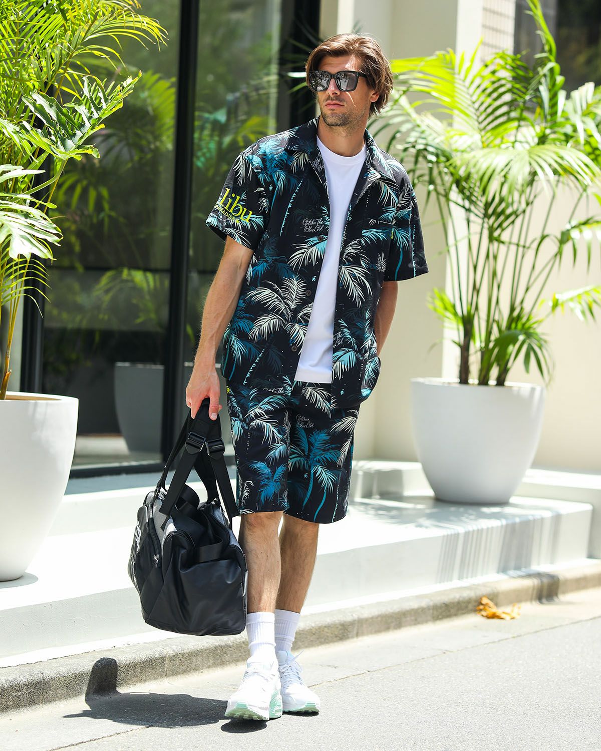 ブラック：183cm/70kg(Lサイズ着用)