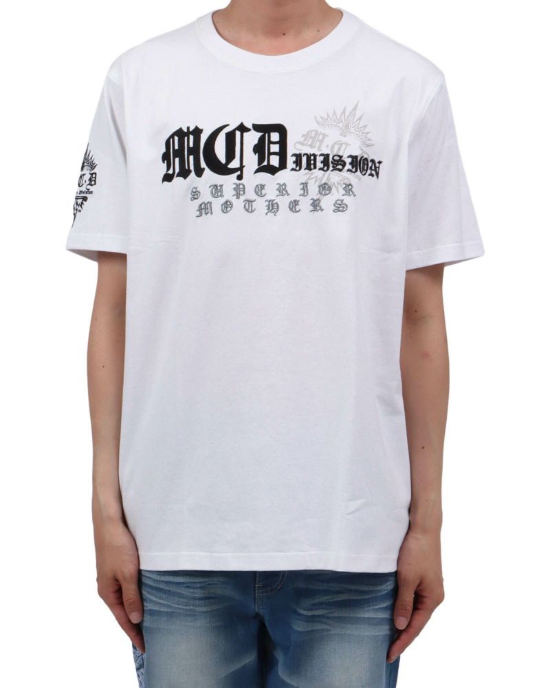 ホワイト：174cm62kg(Lサイズ着用)