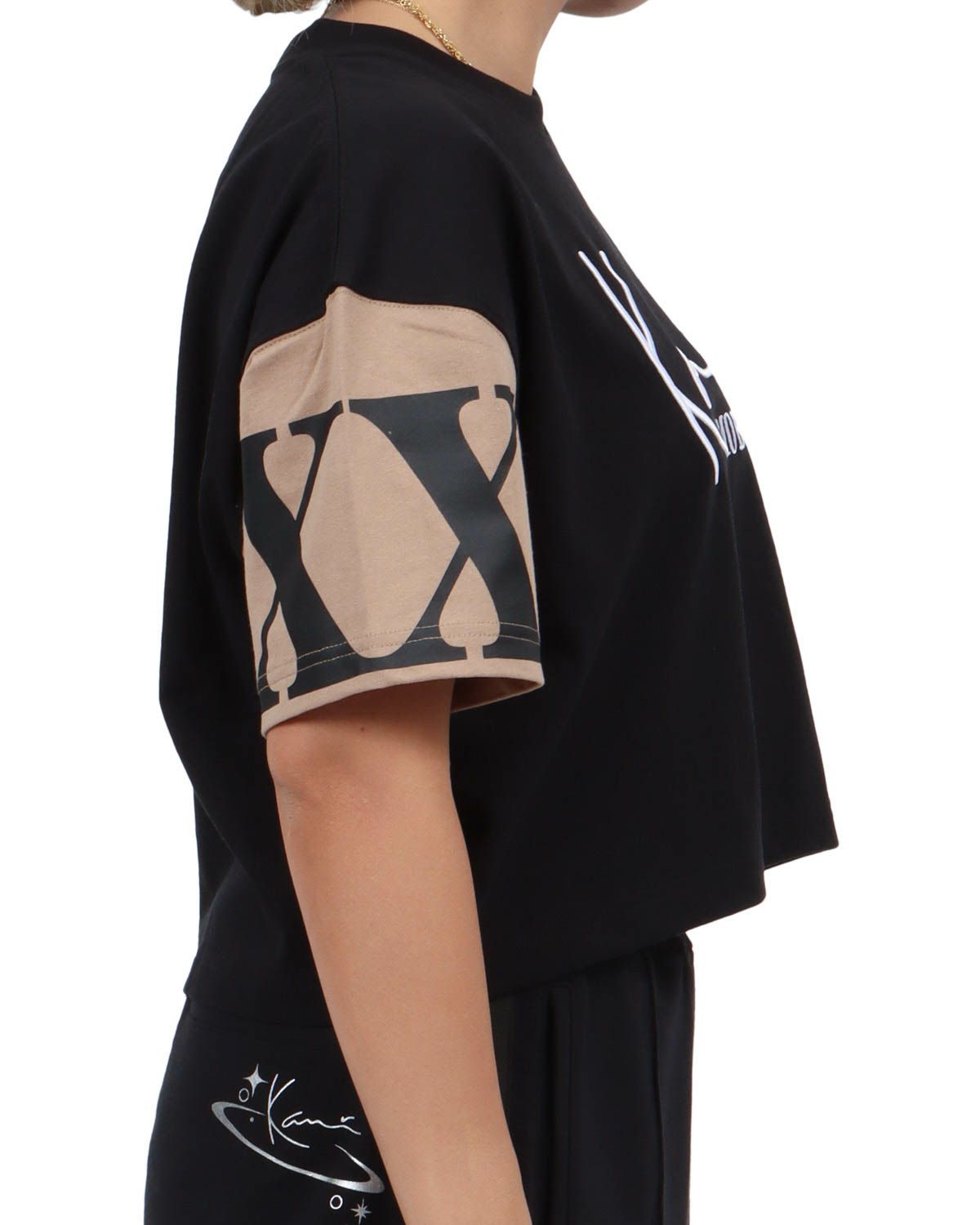 ブラック：167cm(Lサイズ着用)