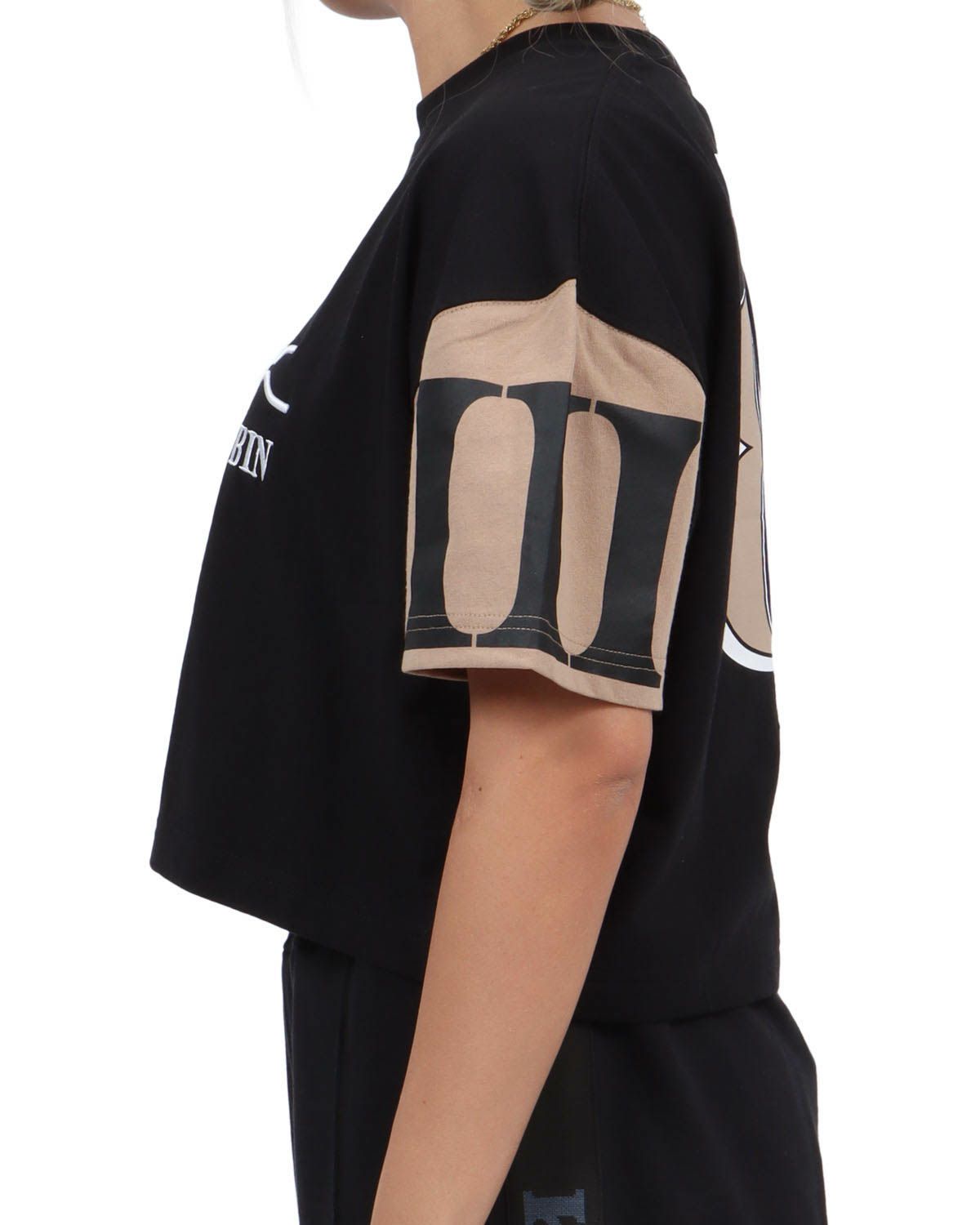 ブラック：167cm(Lサイズ着用)