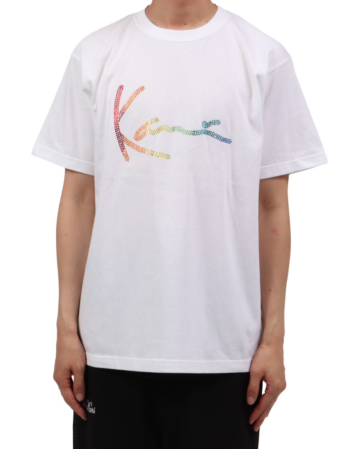 ホワイト：174cm62kg(Lサイズ着用)