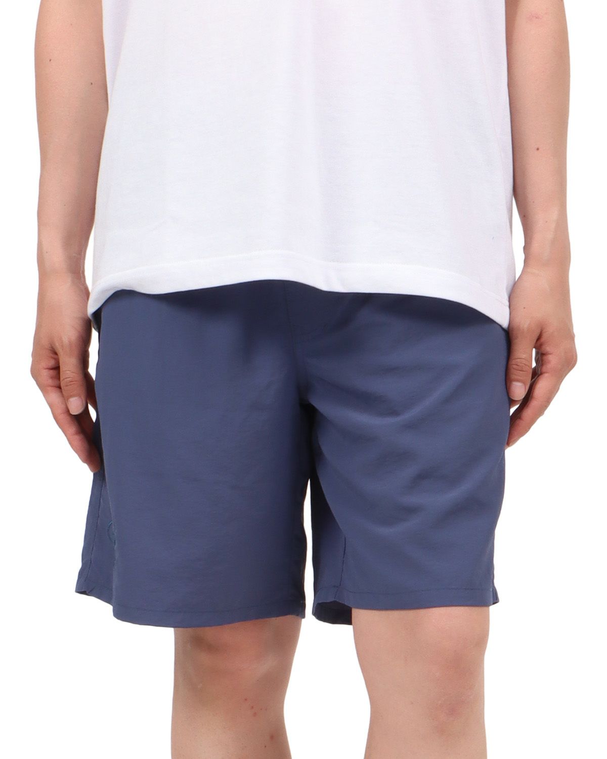 ブルー：174cm62kg(Mサイズ着用)