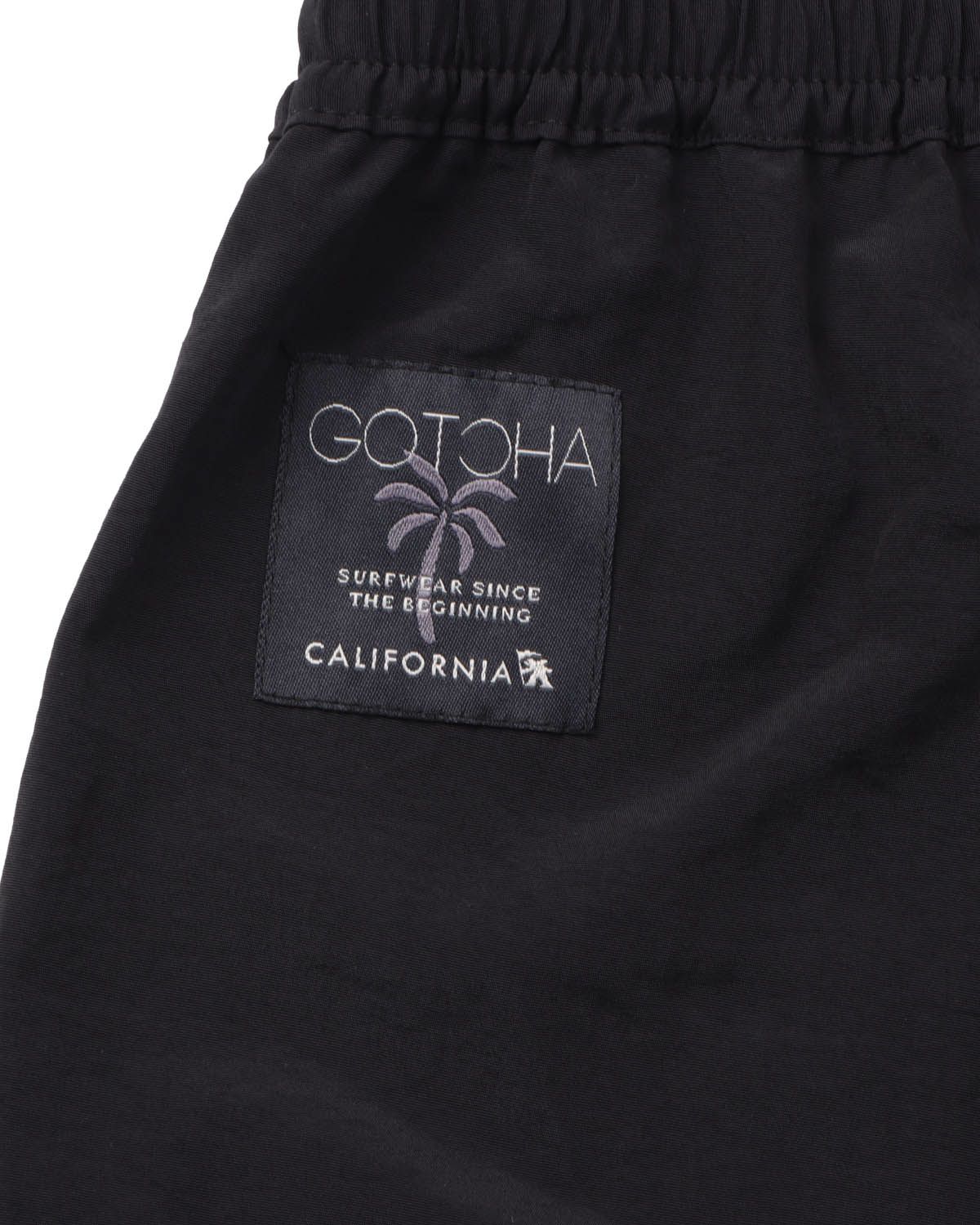 ブルー：174cm62kg(Mサイズ着用)