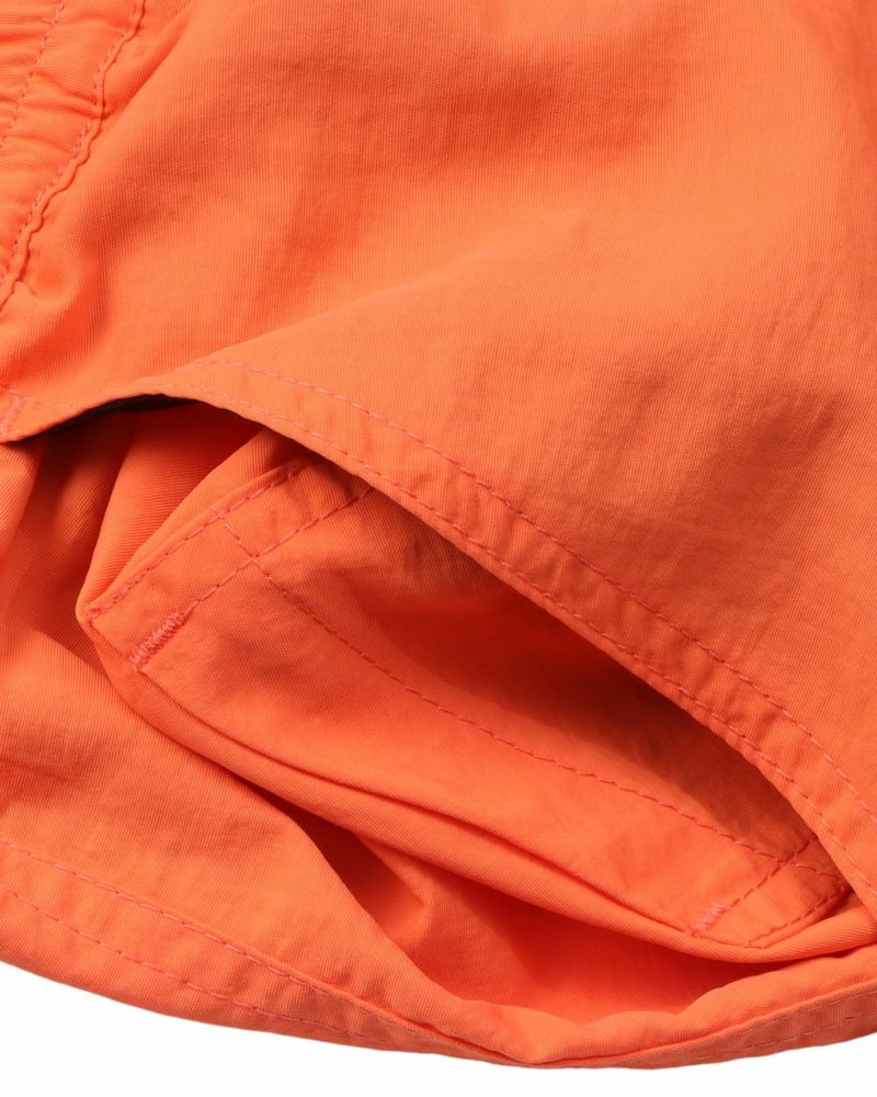 ブルー：174cm62kg(Mサイズ着用)