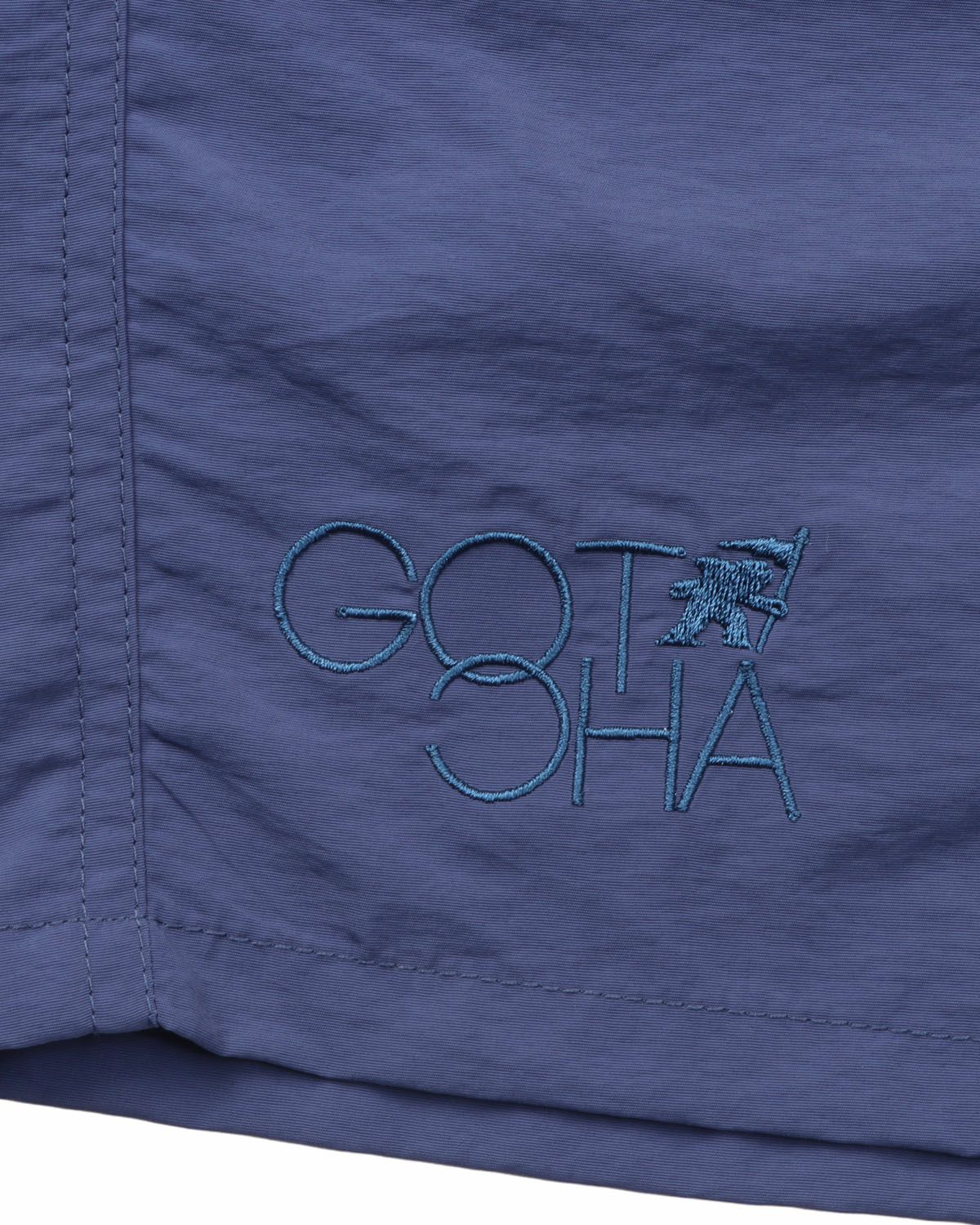 ブルー：174cm62kg(Mサイズ着用)