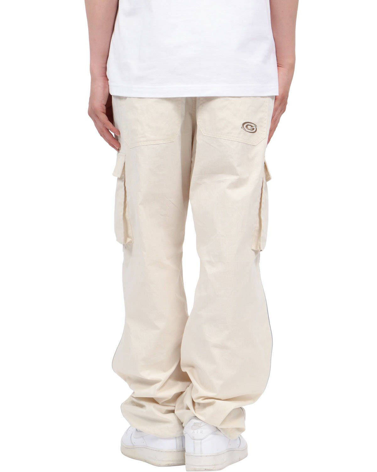 キナリ：174cm62kg(Lサイズ着用)