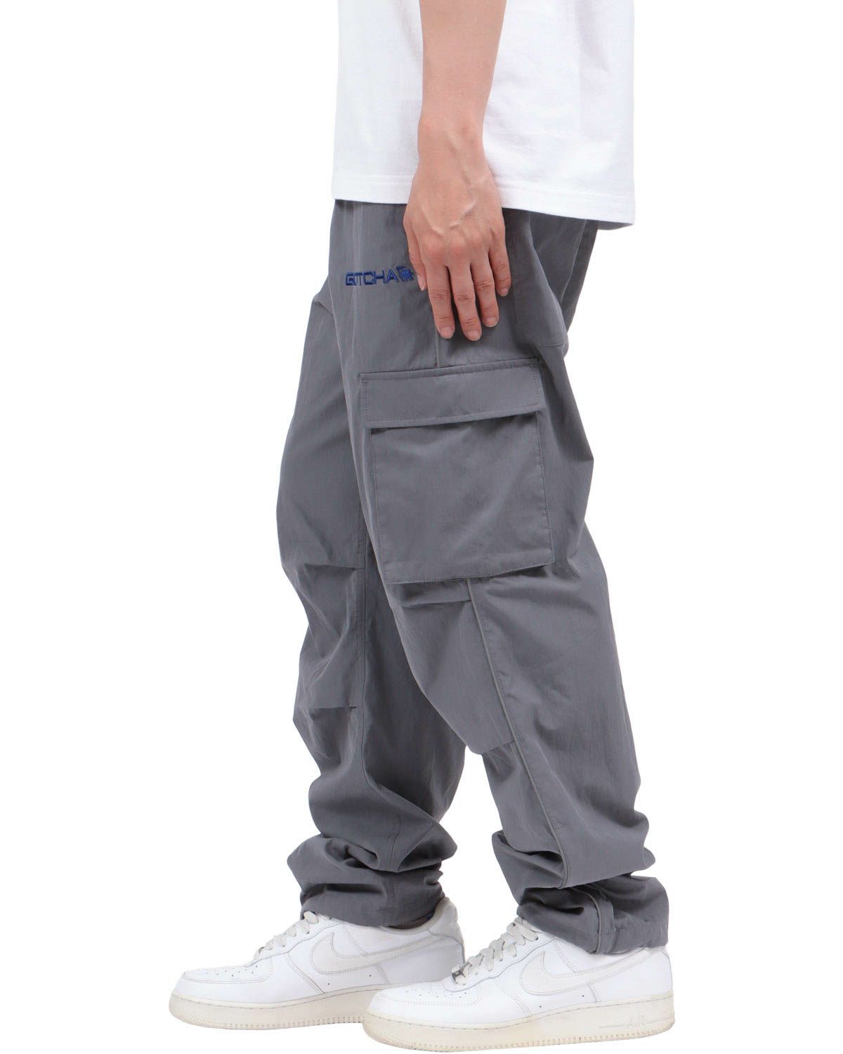 グレー：174cm62kg(Mサイズ着用)絞りなし