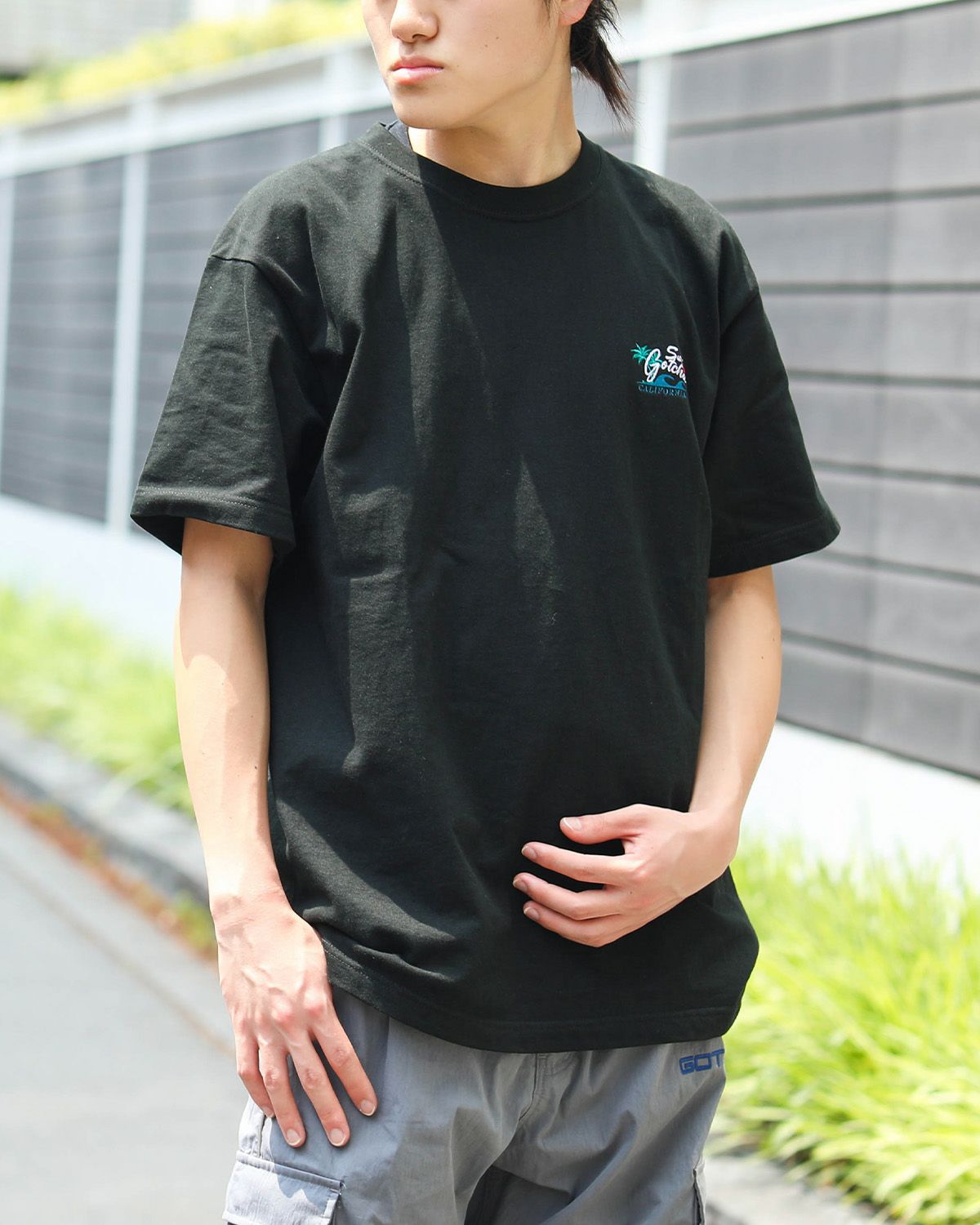 ブラック：１６８cm/５６kg(Lサイズ着用）