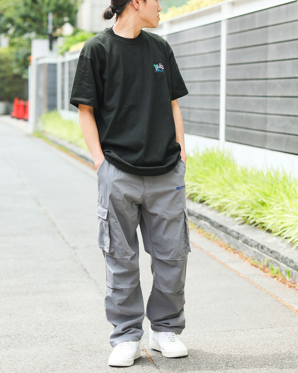 ブラック：１６８cm/５６kg(Lサイズ着用）