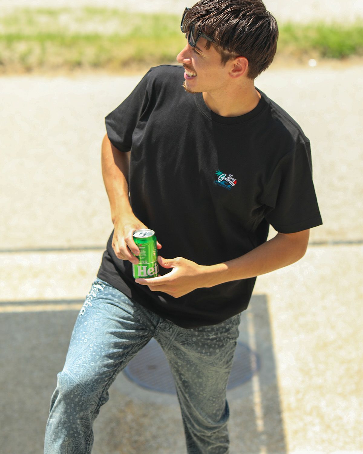 ブラック：180cm/70kg(Lサイズ着用)