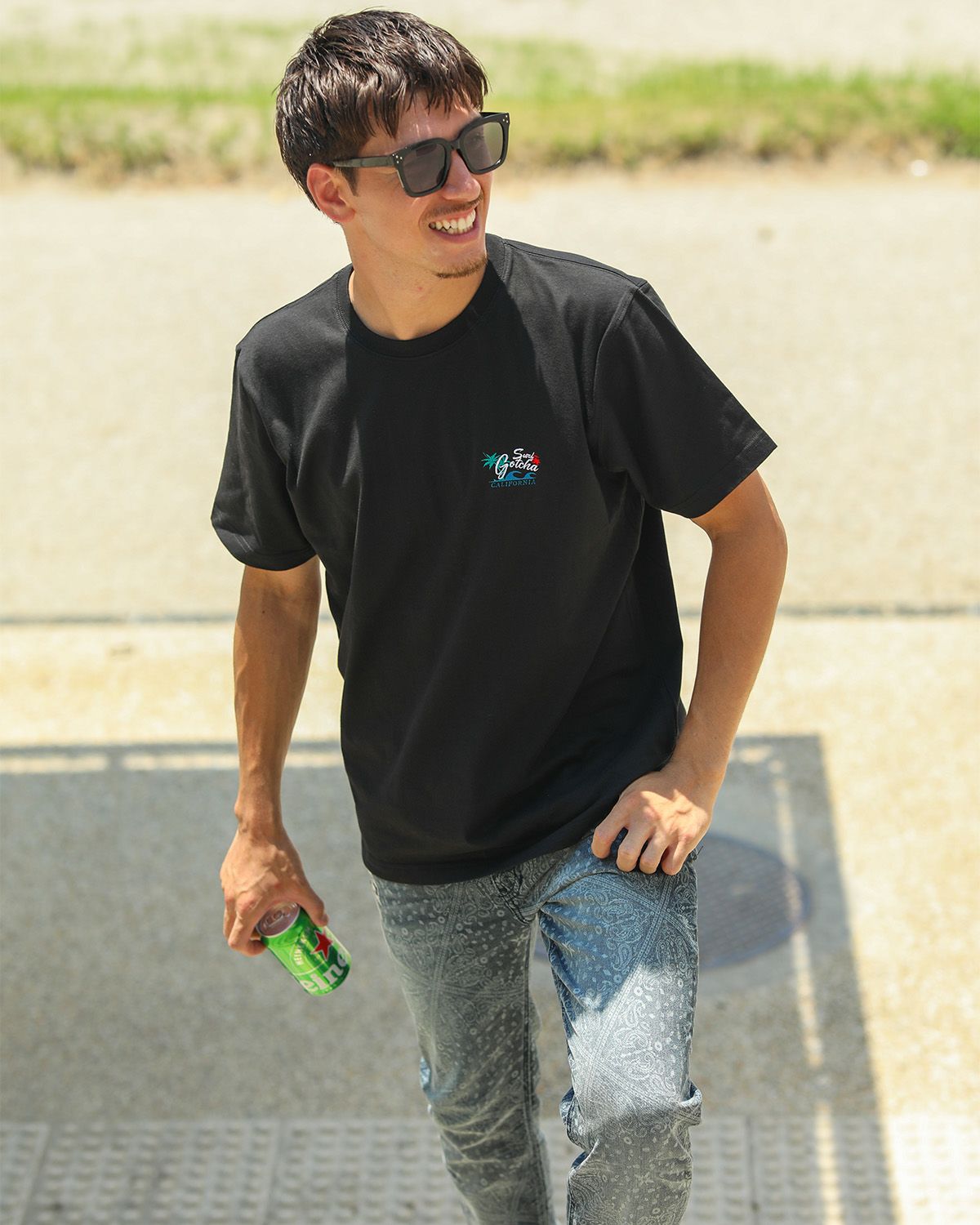 ブラック：180cm/70kg(Lサイズ着用)