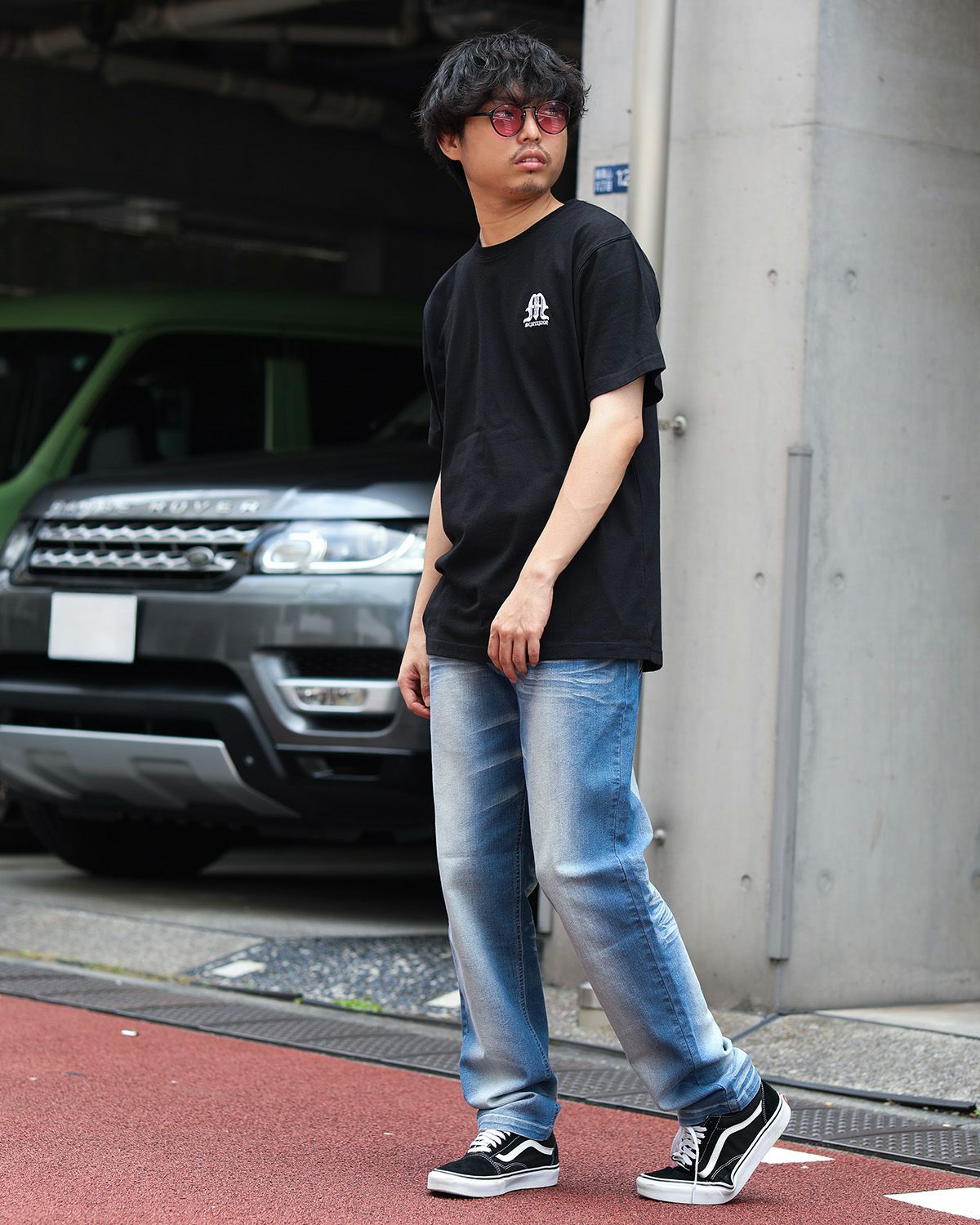 ブラック:173cm/63kg(Lサイズ着用)