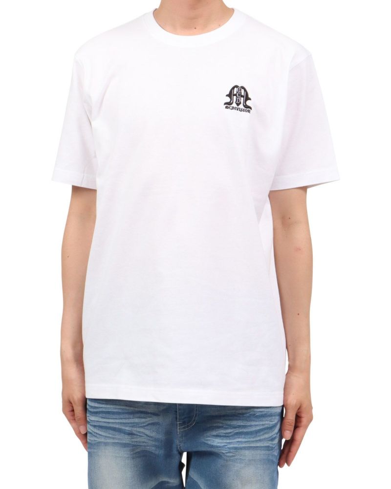 ホワイト：174cm62kg(Lサイズ着用)