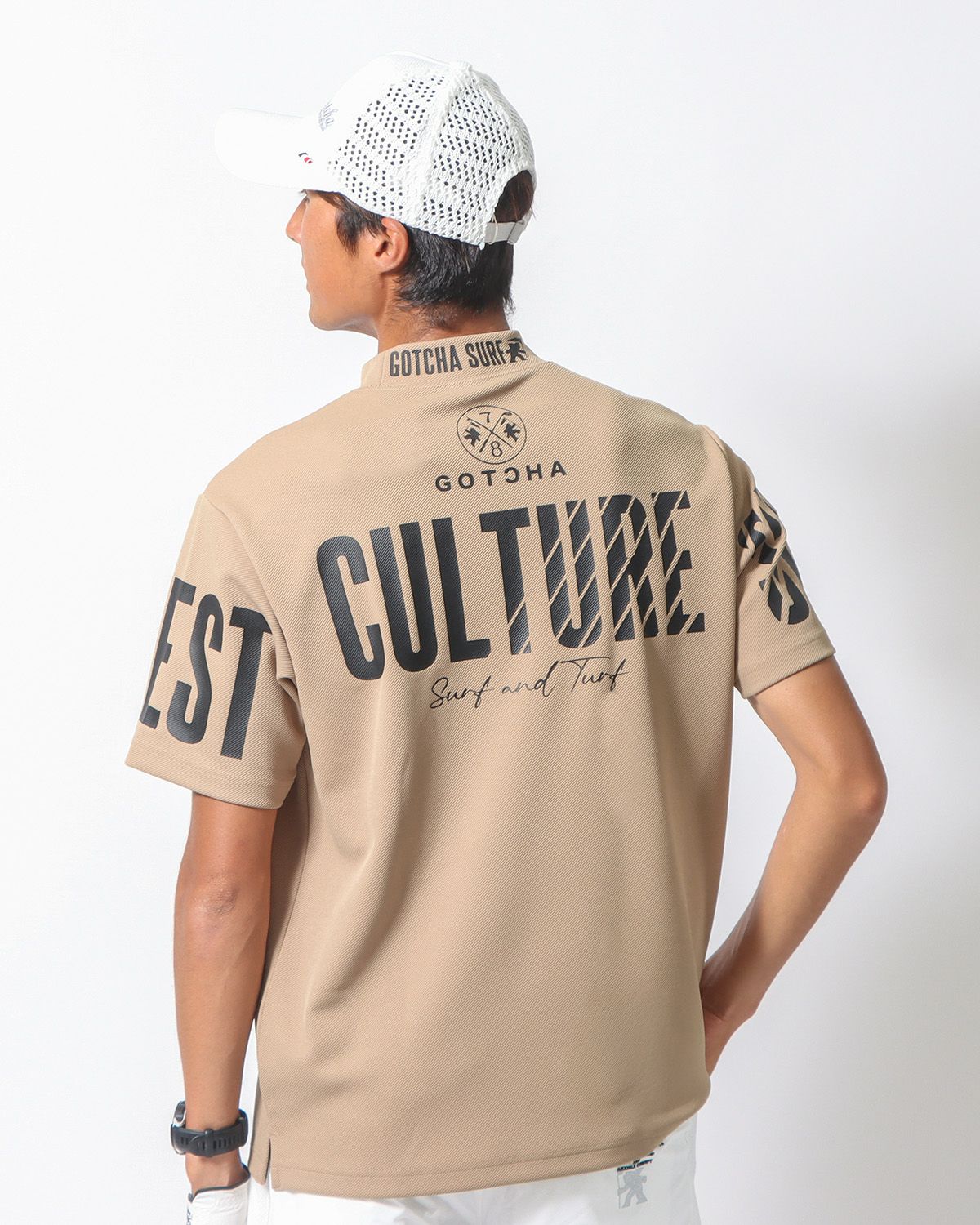 ベージュ：178cm/68kg(Lサイズ着用)