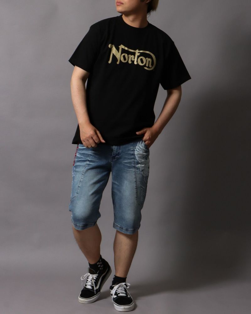 ゴールド：178cm75kg(Lサイズ着用)