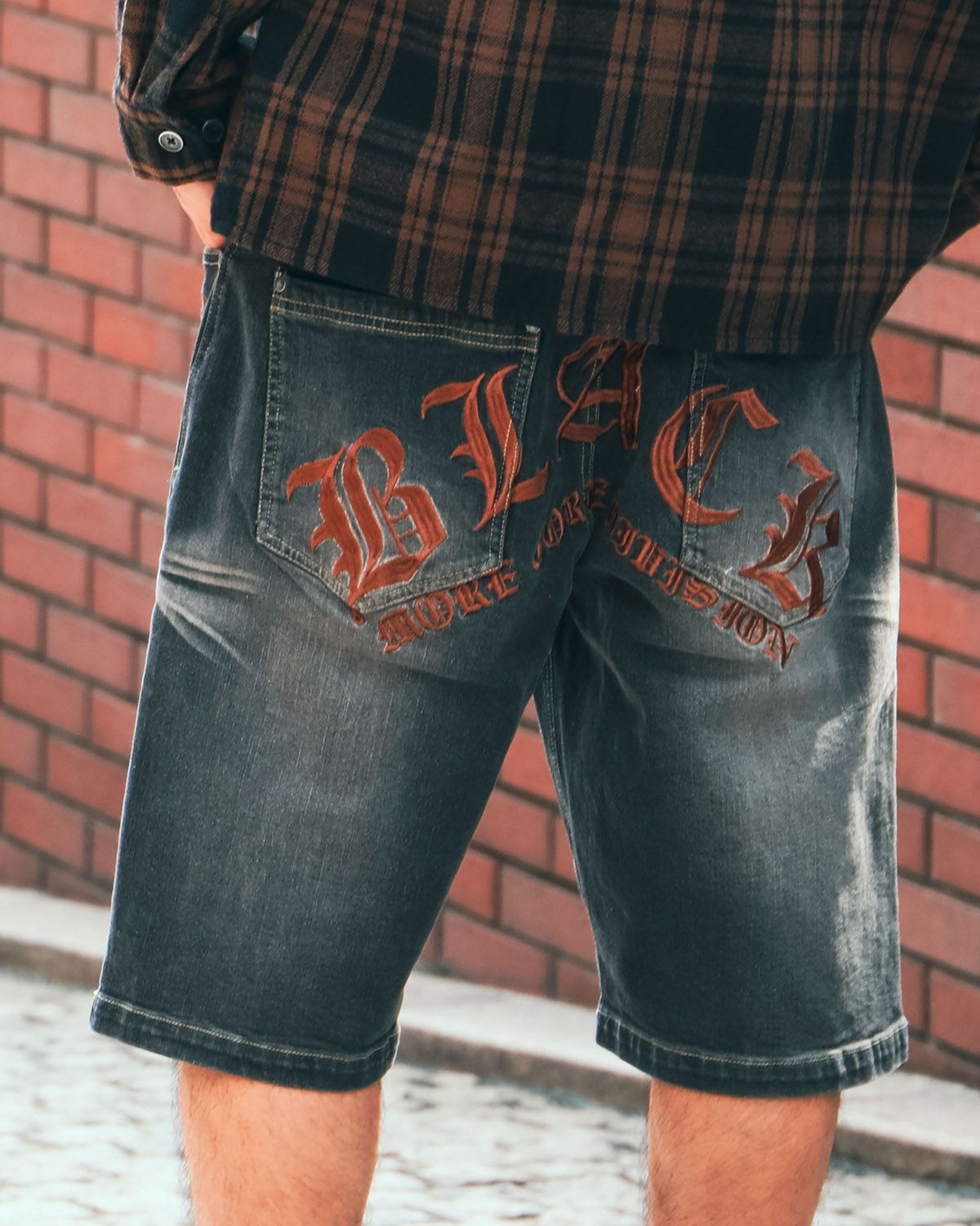 ブラック:183cm(Lサイズ着用)