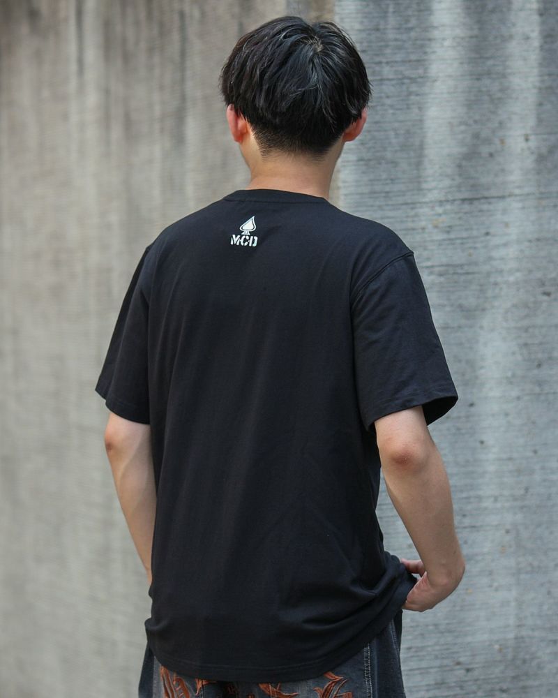 シルバー:173cm63kg(Lサイズ着用)