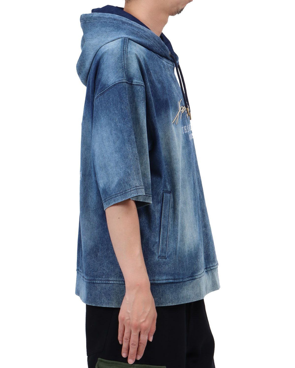 インディゴ：174cm62kg(Lサイズ着用)