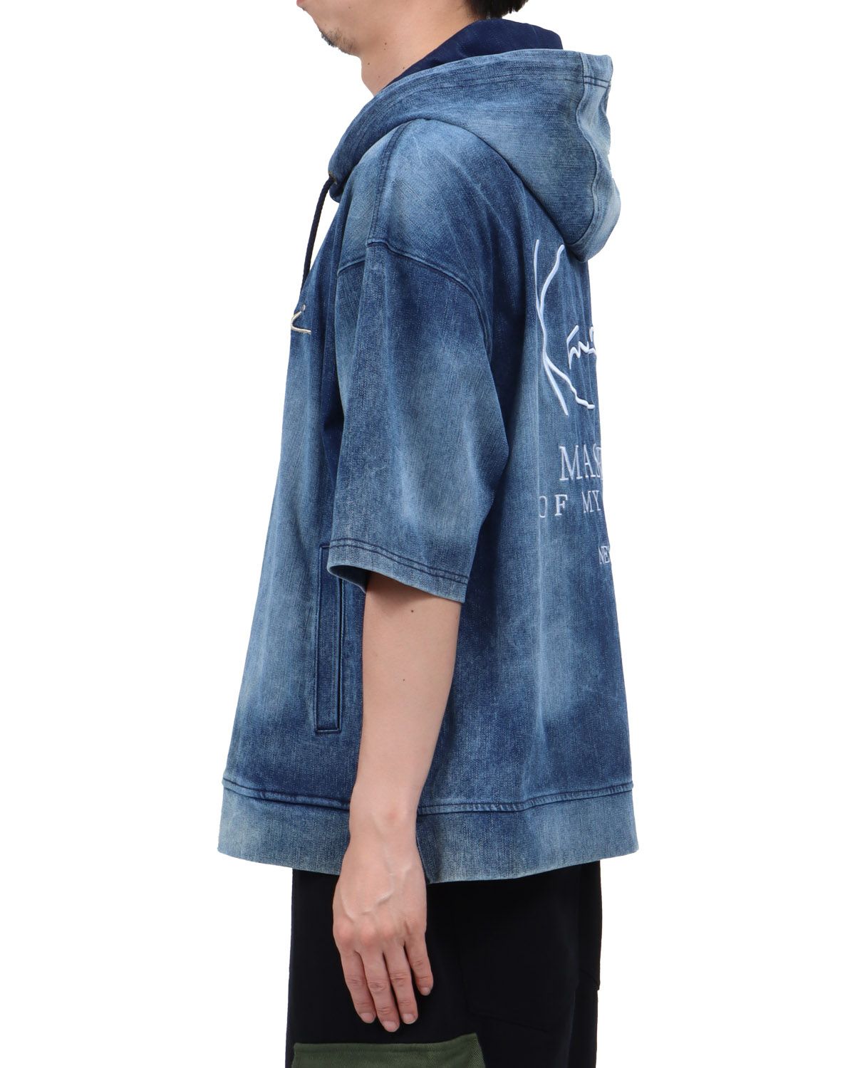 インディゴ：174cm62kg(Lサイズ着用)