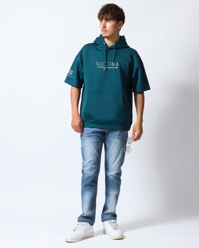 エメラルドグリーン：180cm/70kg(Lサイズ着用)