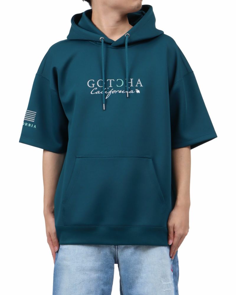 エメラルドグリーン：173cm63kg(Lサイズ着用)