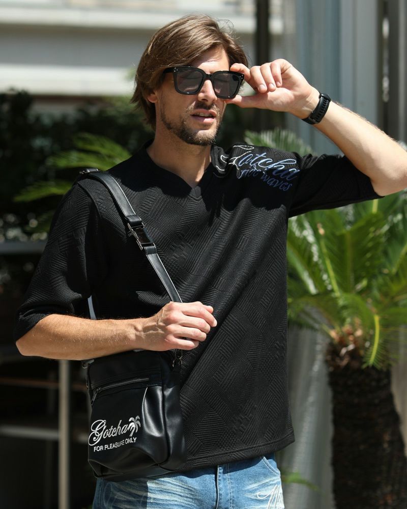 ブラック:183cm70kg(Lサイズ着用)