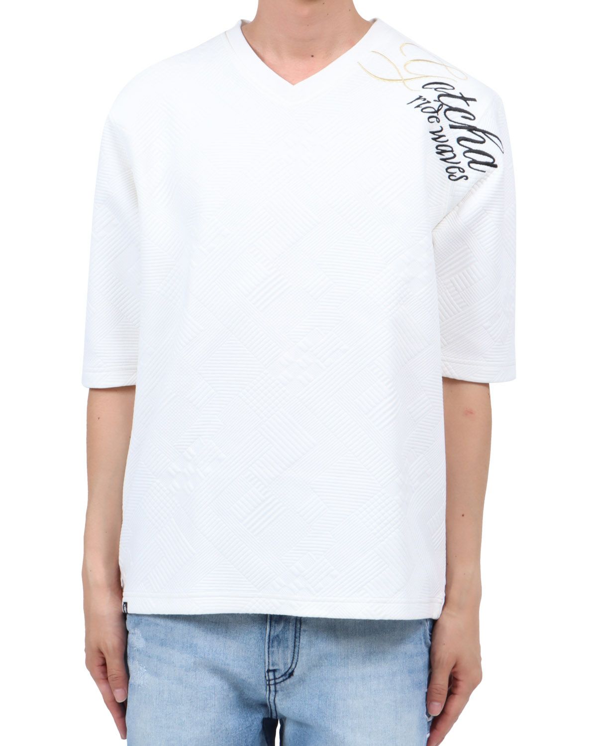 ホワイト：174cm62kg(Lサイズ着用)