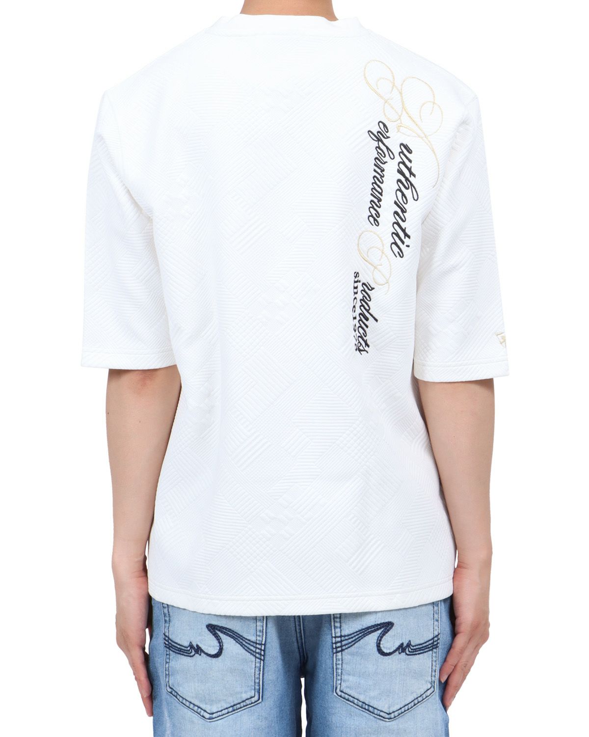 ホワイト：174cm62kg(Lサイズ着用)