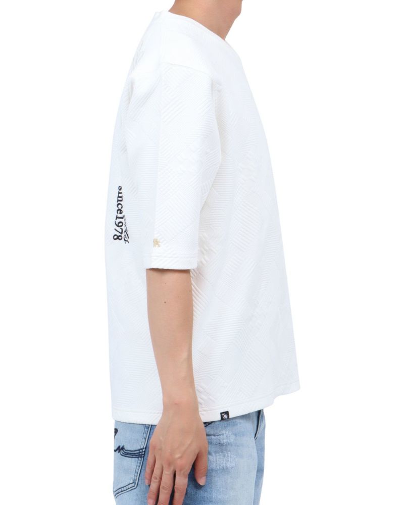 ホワイト：174cm62kg(Lサイズ着用)