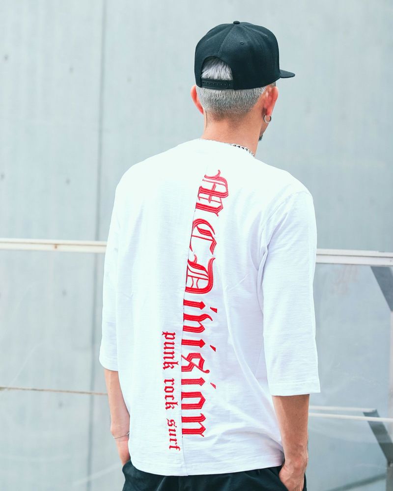 ホワイト:183cm(XLサイズ着用)