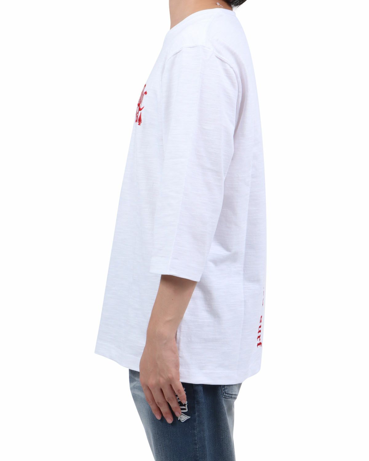 ホワイト：173cm63kg(Lサイズ着用)