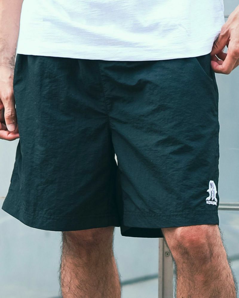 ホワイト:183cm(Lサイズ着用)