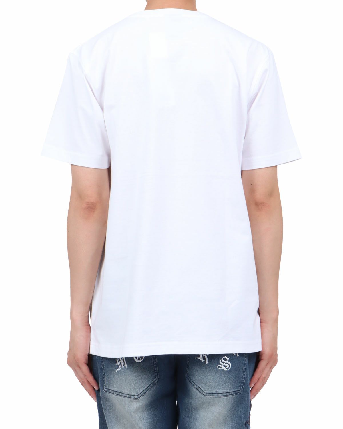 ホワイト：174cm62kg(Lサイズ着用)