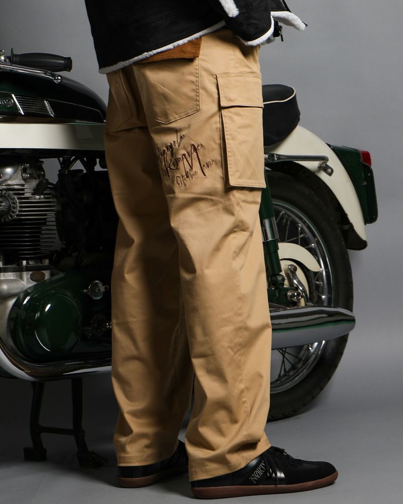 ベージュ：186cm(Lサイズ着用)