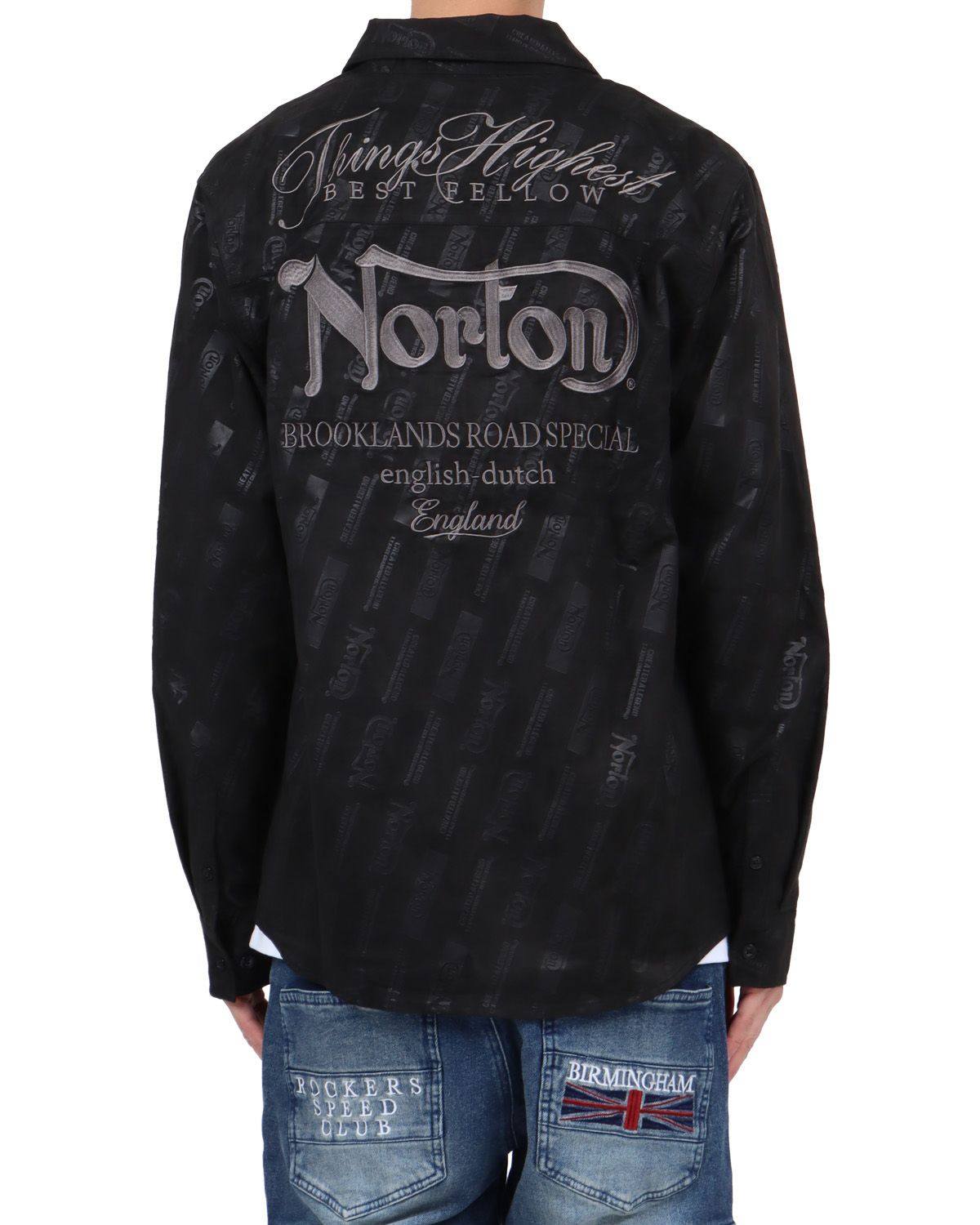 ブラック：174cm62kg(Lサイズ着用)