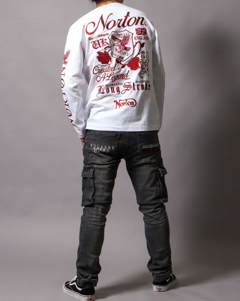 ホワイト：178cm/75kg(Lサイズ着用)