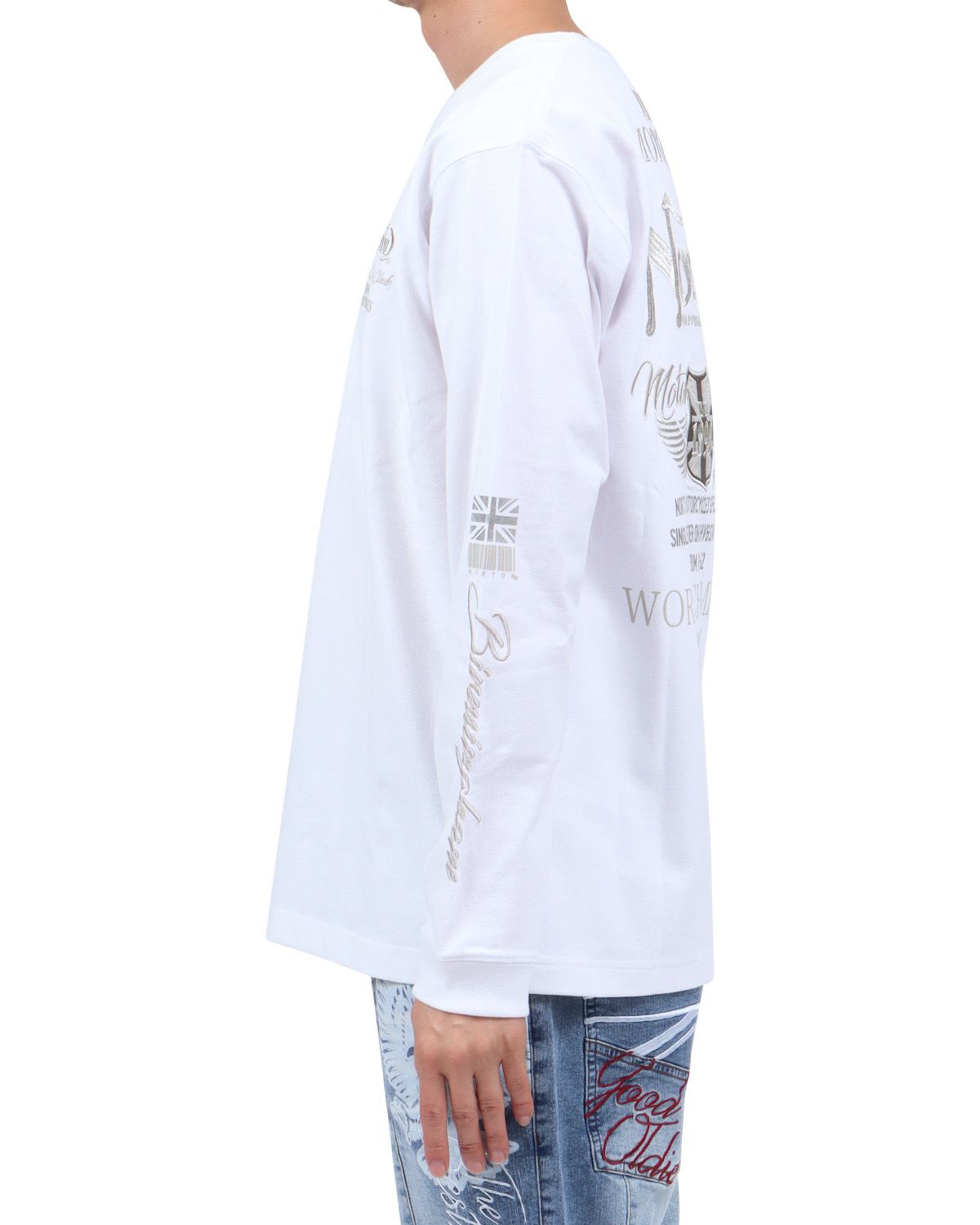 ホワイト：174cm62kg(Lサイズ着用)