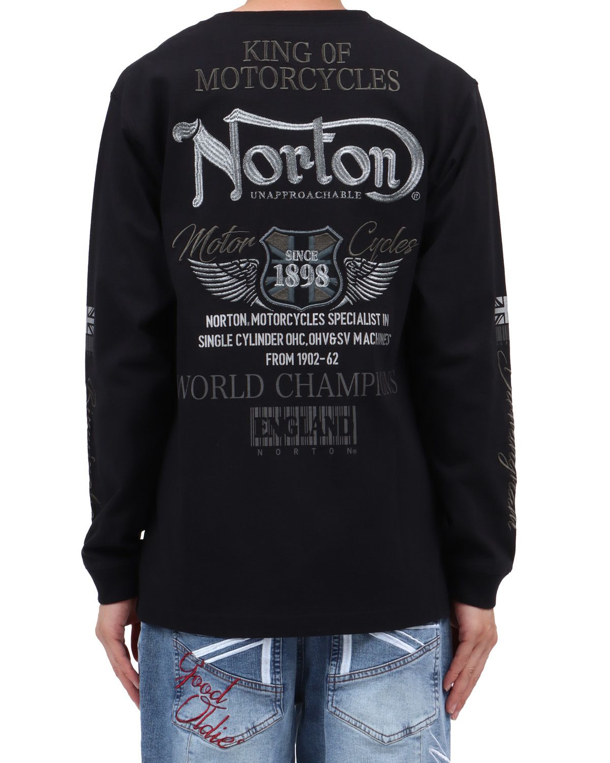 ブラック：174cm62kg(Lサイズ着用)