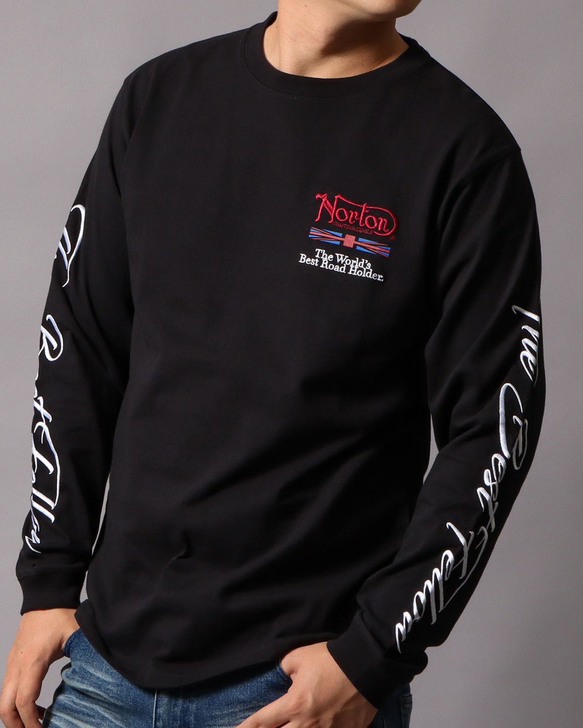 ブラック：178cm/75kg(Lサイズ着用)