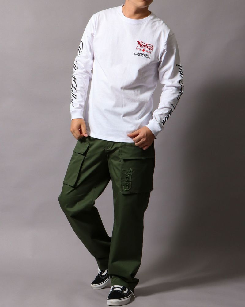 ホワイト：178cm/75kg(Lサイズ着用)