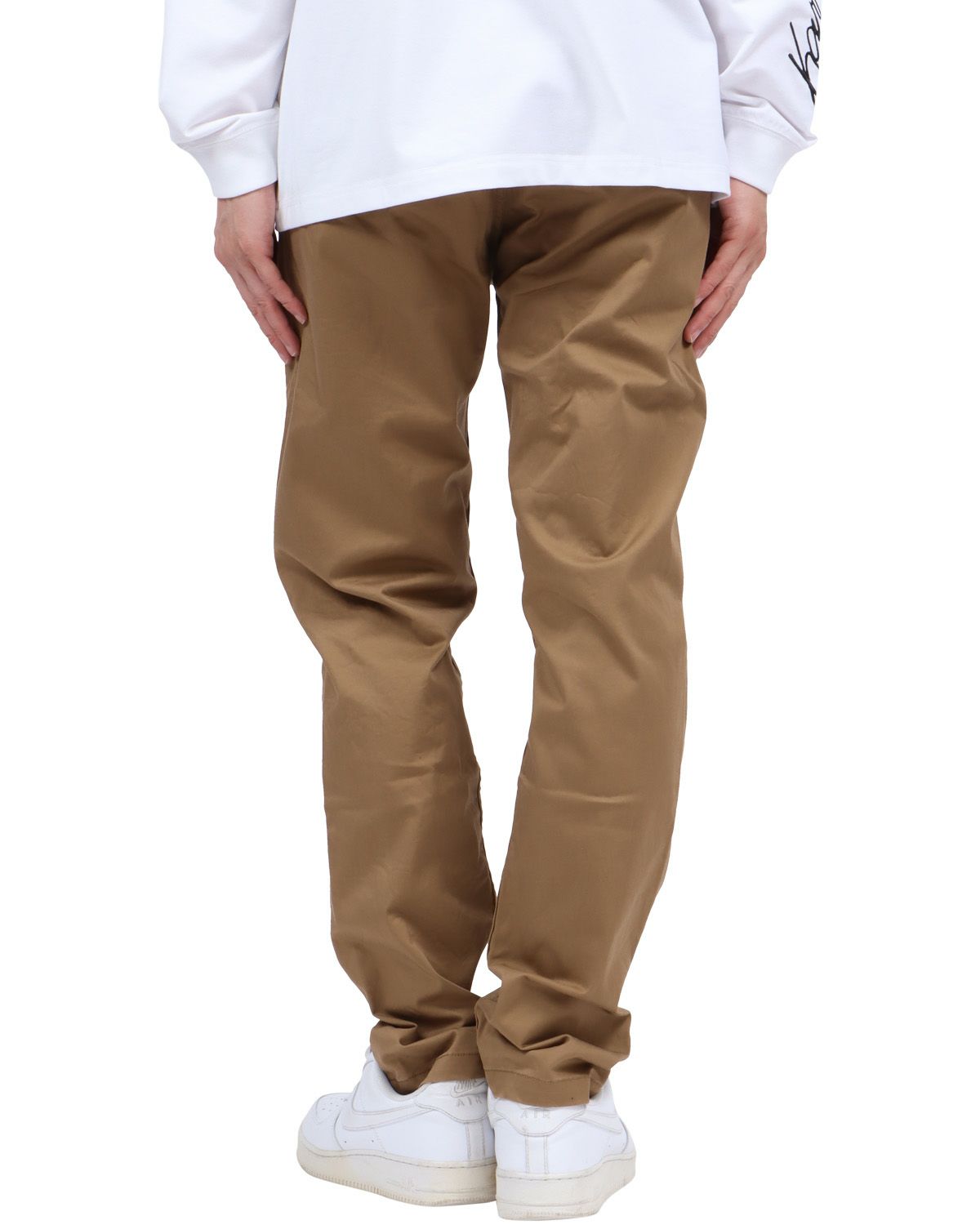 ベージュ：174cm62kg(32inc着用)